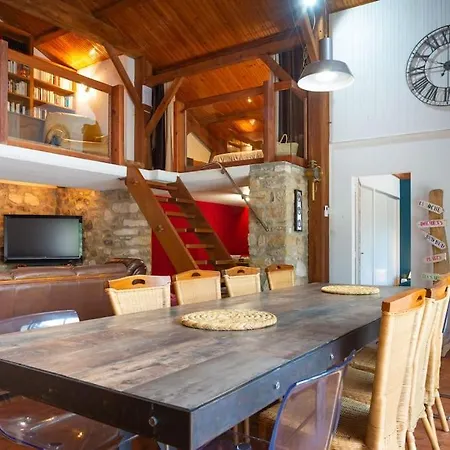 Magnifique Villa, Piscine Chauffee, Proche